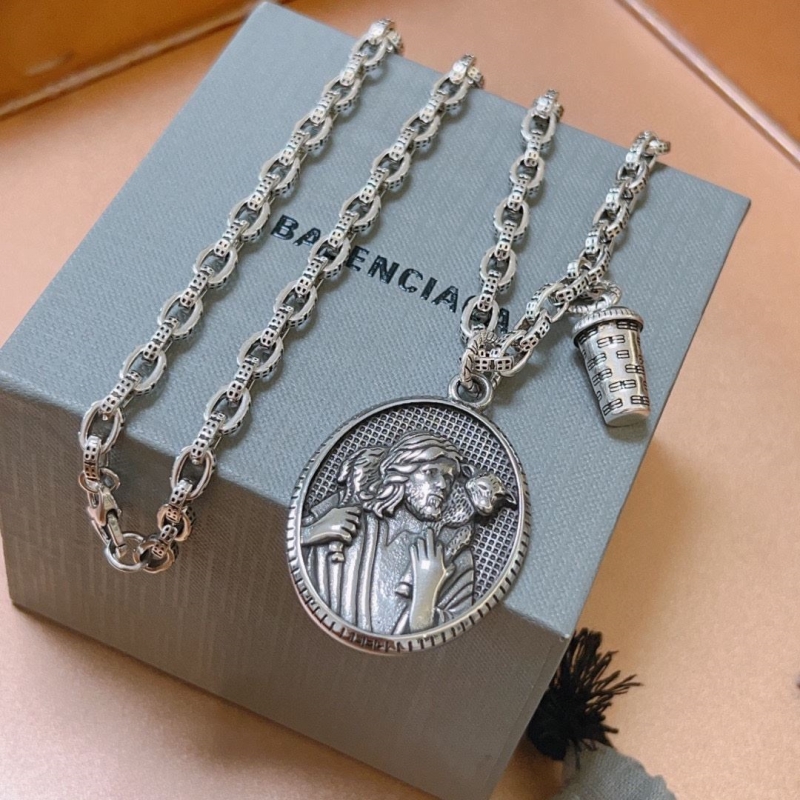 Ba1en*iaga necklaces